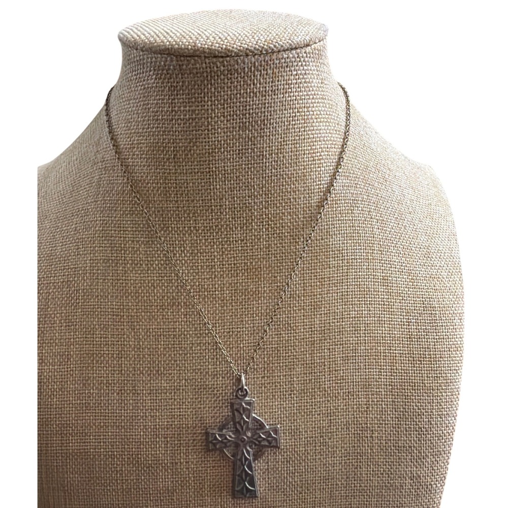 NRT Silver Tone Celtic Cross Pendant Necklace Chain Religious Jewelry Gift